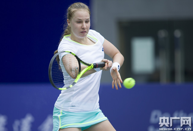 贫困地区体 贫困地区体