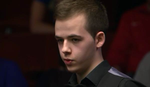 差点让队友 差点让队友